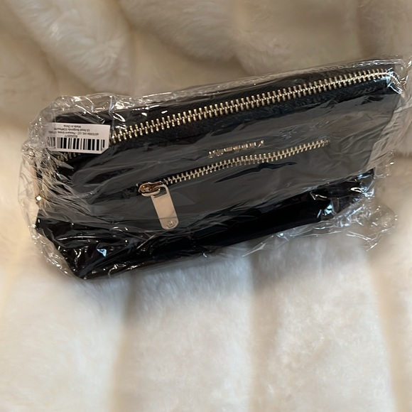 🖤🖤PRICE DROP🖤🖤NWOT Limited Edition 💜DoTERRA💜Matching 10 Oil Pouch.Gorgeous - Picture 3 of 7